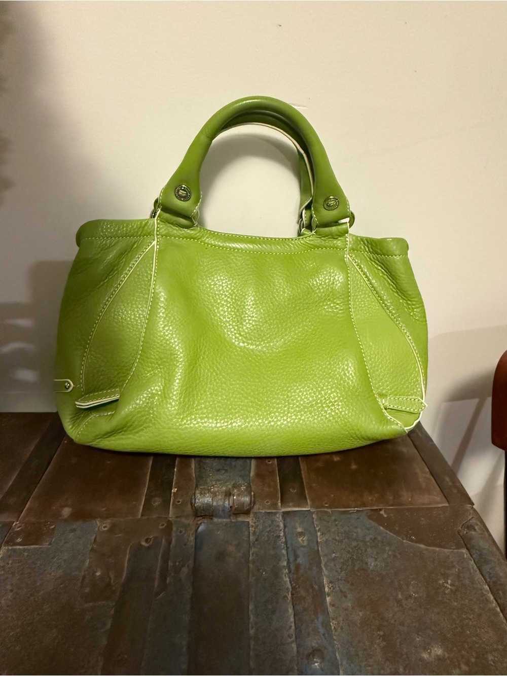 VINTAGE Cole Haan Green Pebbled leather (w pink lining 🩷) Satchel.